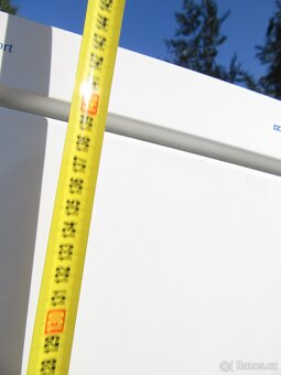 Nabízím mrazák Liebherr. Jeden box praskly. Plně funkční . Z - 8