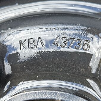 Zimní kola Škoda, VW 165/70/14, 5Jx14 ET35 č. AD07 - 8