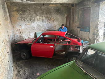 2 vozy škoda 110 R cena 140 000 tis - 8