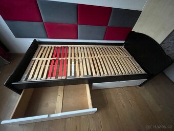 Kvalitní postel ze smrkového masivu - 8