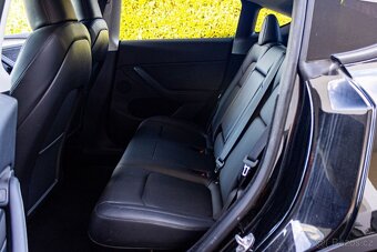 Tesla Model Y Long Range 378kW / TOP STAV / Aj na splátky / - 8