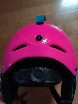 Lyžařská helma - 8