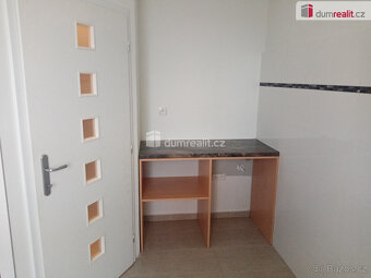 Pronájem hezkého bytu o velikosti 1+1, v rodinném domě, v Dě - 8