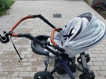 Kočárek Tudore Forester - 8