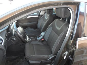Citroen C4 1.6 HDi,66kw,1.maj.zak v ČR,naj.114000km - 8