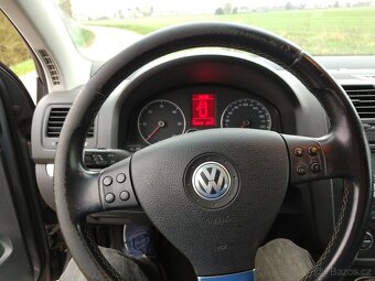 Golf 5 2.0 TDI 103kW top výbava nová spojka, STK nová, tažné - 8