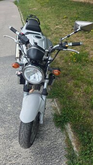 Suzuki SV 650 - 8
