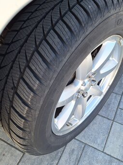 Jeep cherokee 2.8CRD 130kw rok2010 - 8