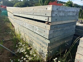 SLEVA - Stěnové bednění DOKA Framax 3,3m - 8