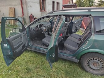 Opel astra kombi 1. 7 cdti - 8