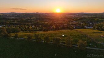 Pozemek s výhledem a stavebním povolením - 8