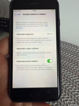 Iphone 8 64Gb černý 100% baterie - 8