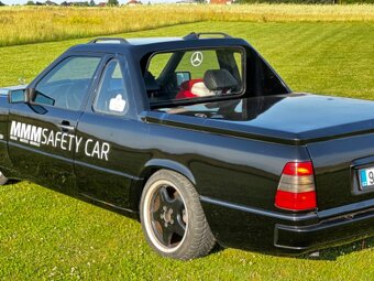 Mercedes-Benz W124 300E/24 PICK-UP - 8