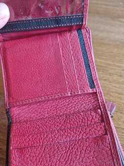 Damská kožená peněženka Lagen - 8