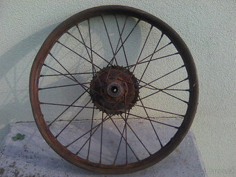 čz 125/150 - motor,rozeta,kolo,náboj,startpáka,válec čz125b - 8