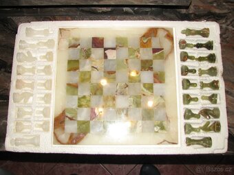 Sedem serióznych starožitnosti - 8