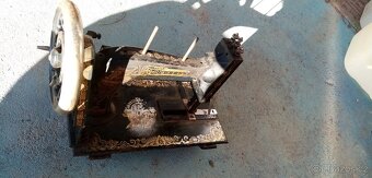 Prodám šicí stroje Singer - 8