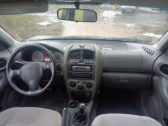// Hyundai Santa Fe 2.0 CRDI, 82.5kw, 2005 //DÍLY - 8