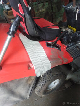 Zahradní traktor AG 122 - 8