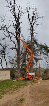 Pronájem - Přívěsná pracovní plošina NiftyLift - 12 metrů - 8
