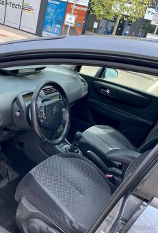 Prodám Citroën C4 1.6HDI 80KW rok výroby 2008 - 8