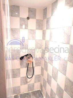 Prodej rodinného domu 2+1 s menší zahradou o celkové výměře - 8