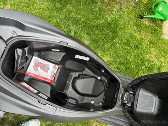 Honda PCX 125, 2016, POUZE 10000km, nová STK - 8