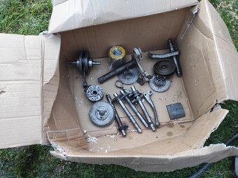 Jawa pionýr 555 , sedlo, brzdový štít 550 - 8
