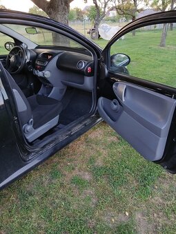 Citroen C1 rok 2009 veskere dily - 8