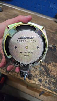 Reproduktory Bose + výšky Bose Mazda - 8