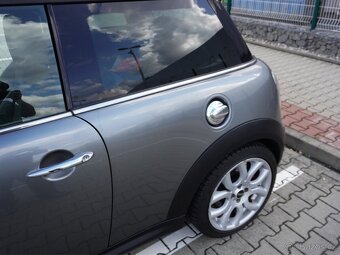 MINI John Cooper Works R56 – 155 kW, čistý, po servisu - 8