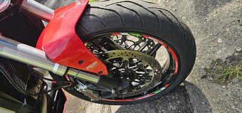 Ducati Monster 1200 - 8