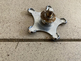 JAWA Speciál - kastlík - matice - hvězda - kolena - výfuk - 8