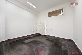 Pronájem kanceláře, 18 m², Louny, ul. Mírové náměstí - 8