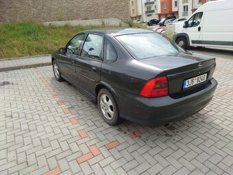 Opel Vectra B 1,8 16v - 8