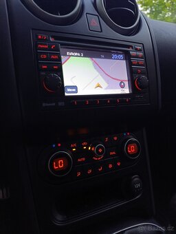 Nissan Qashqai 2012 rok 1.5 Dci motor k9k - 8