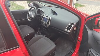 Hyundai i20, 1.2i / 1.MAJITEL ČR - 8