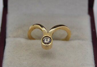Zlatý prsten s briliantem  0.25 ct - 8