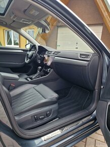 Škoda Superb Combi 2.0TDI 4x4 Style 140kW DSG Panorama 2018 - 8