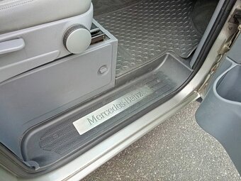 Mercedes-Benz Viano, CDI 2.2/L 7-místný (8/2011) - 8