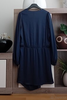 Pepe Jeans dámské koktejlové šaty vel. M/L nové - 8