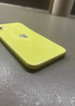 IPhone 11 - 8