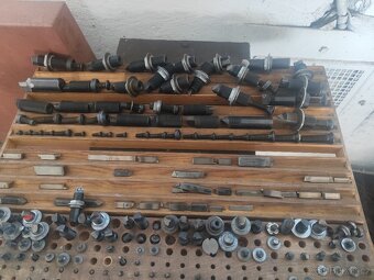 nastroje k vyvrtavačce W 100 - 8