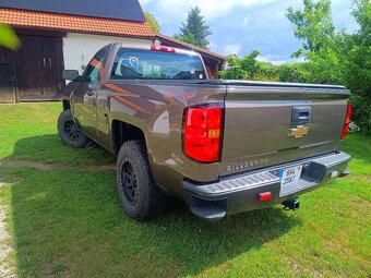 Chevrolet Silverado 4x4 - 8