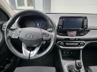 Hyundai i30 1.6CRDi 85kW TAŽNÉ 1.MAJITEL - 8