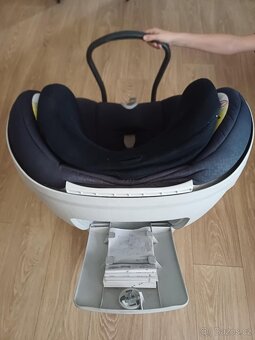 Otočná autosedačka Römer 0-18kg - 8