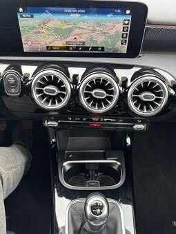 Mercedes Benz A 200, navi, LED, DigiCockpit, panorama - 8
