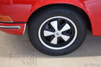 Porsche 911 T 1970 po kompletní renovaci - 8