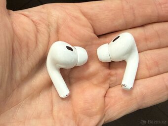 Apple AirPods Pro 2 (novější verze s USB-C konektorem) - 8
