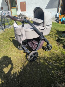 Kočárek Roan - 8